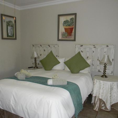 Ridderspoor Guesthouse Middelburg  Exterior photo